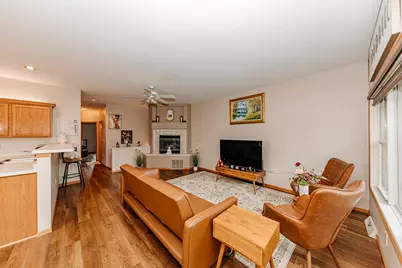 11200 W Gilbert Ave #D, Wauwatosa, WI 53226 - Photo 7