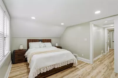 2945 N 73rd St, Milwaukee, WI 53210 - Photo 21