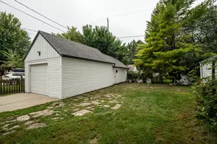 2945 N 73rd St, Milwaukee, WI 53210 - Photo 31