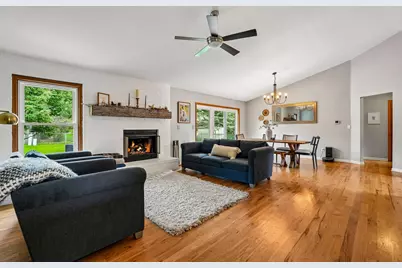 1917  Rustic Way, Waukesha, WI 53186 - Photo 7