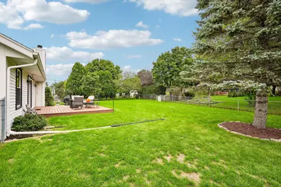 1917  Rustic Way, Waukesha, WI 53186 - Photo 35