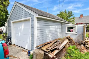 409 Vollrath Blvd, Sheboygan, WI 53081 - Photo 11