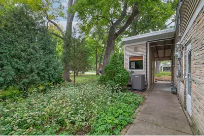 2417 N 117th St, Wauwatosa, WI 53226 - Photo 29