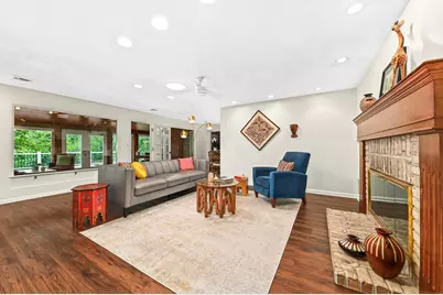 2417 N 117th St, Wauwatosa, WI 53226 - Photo 5
