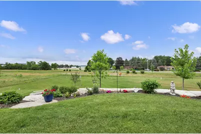 S54W25469  Pebble Brook Ct, Waukesha, WI 53189 - Photo 33