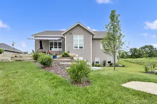 S54W25469 Pebble Brook Ct, Waukesha, WI 53189 - Photo 29