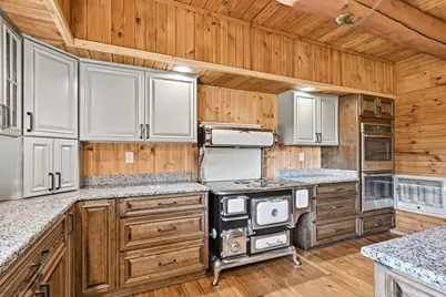 W714  Valley View Rd, Spring Prairie, WI 53105 - Photo 17