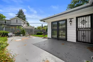 6430 N 48th Ct, Milwaukee, WI 53223 - Photo 19