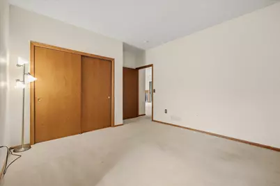 2170  Seminole St, Grafton, WI 53024 - Photo 9