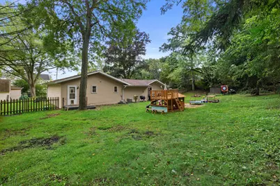 915  Bayview Ave, Twin Lakes, WI 53181 - Photo 19