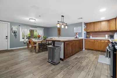 915  Bayview Ave, Twin Lakes, WI 53181 - Photo 3