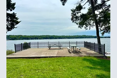 915  Bayview Ave, Twin Lakes, WI 53181 - Photo 29
