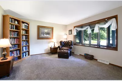 6905  Colt Cir, Barton, WI 53090 - Photo 7
