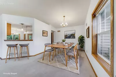 9260 S 44th St, Franklin, WI 53132 - Photo 7