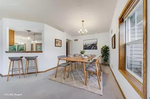 9260 S 44th St, Franklin, WI 53132 - Photo 7