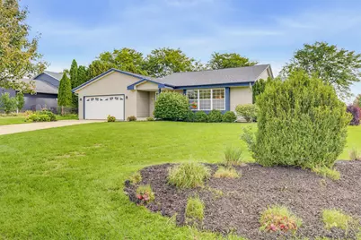 9260 S 44th St, Franklin, WI 53132 - Photo 1