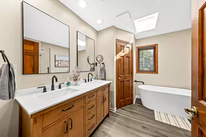 W237N3390  Five Fields Rd, Pewaukee, WI 53072 - Photo 25