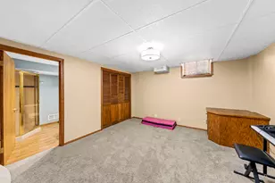 W237N3390 Five Fields Rd, Pewaukee, WI 53072 - Photo 35