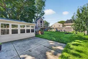 1728 Russet St, Racine, WI 53406 - Photo 21