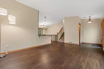 W5127  Hawkhunter Rd, Sugar Creek, WI 53121 - Photo 15