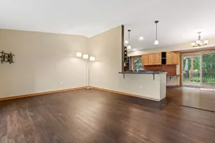 W5127 Hawkhunter Rd, Sugar Creek, WI 53121 - Photo 15