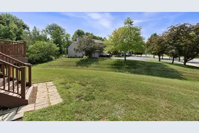 625  Tamarack Dr, West Bend, WI 53095 - Photo 27
