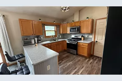748  Elizabeth Ln, Onalaska, WI 54650 - Photo 13