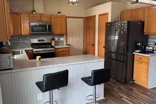 748 Elizabeth Lane, Onalaska, WI 54650 - Photo 9