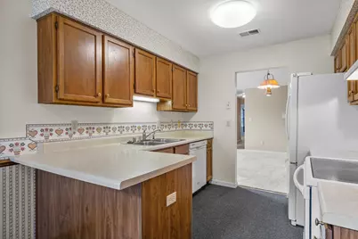 4018  81st St #39D, Kenosha, WI 53142 - Photo 11