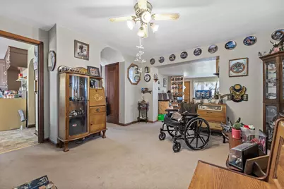3957 E Holmes Ave, Cudahy, WI 53110 - Photo 11