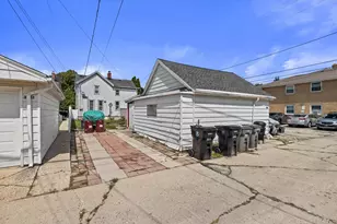 3957 E Holmes Ave, Cudahy, WI 53110 - Photo 37