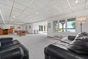 W303N2664 Maple Ave, Delafield, WI 53072 - Photo 19