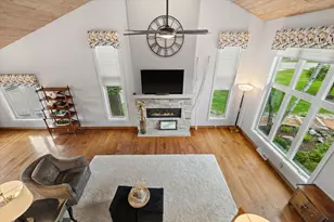 W303N2664 Maple Ave, Delafield, WI 53072 - Photo 25