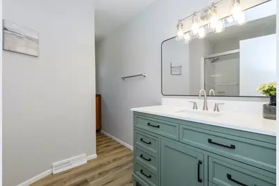 745 N Green Bay Rd, Grafton, WI 53024 - Photo 17