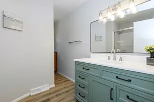 745 N Green Bay Rd, Grafton, WI 53024 - Photo 17