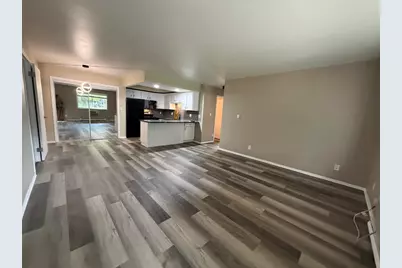 103  Evans Ct #1, Sheboygan Falls, WI 53085 - Photo 5