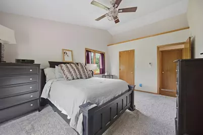 11506 W Janet Ct, Franklin, WI 53132 - Photo 19