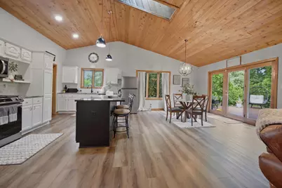 11506 W Janet Ct, Franklin, WI 53132 - Photo 3