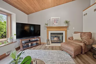 11506 W Janet Ct, Franklin, WI 53132 - Photo 13