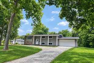 W3144 Thiesen Ln, Jefferson, WI 53137 - Photo 3