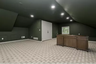 15025  Westover Rd, Elm Grove, WI 53122 - Photo 65