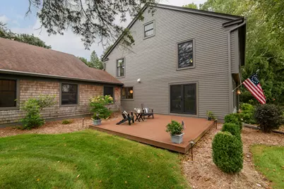 15025  Westover Rd, Elm Grove, WI 53122 - Photo 15