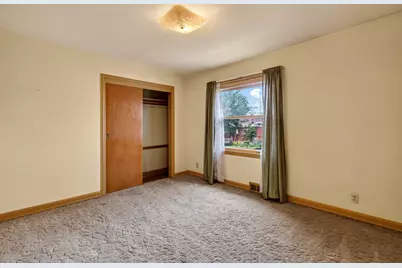 3579 S 14th St, Milwaukee, WI 53221 - Photo 7