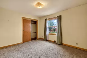 3579 S 14th St, Milwaukee, WI 53221 - Photo 7