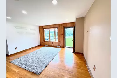 3640 W 7 Mile Rd, Racine, WI 53108 - Photo 7