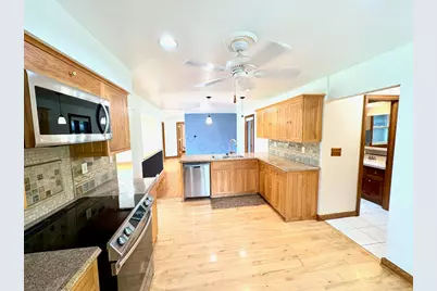 3640 W 7 Mile Rd, Racine, WI 53108 - Photo 17