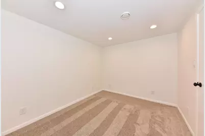 5565 S Monaco Pl, Hales Corners, WI 53130 - Photo 29