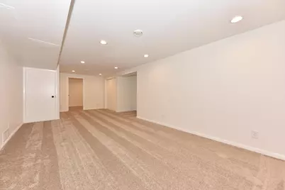 5565 S Monaco Pl, Hales Corners, WI 53130 - Photo 27