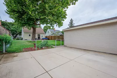 3132 S Burrell St, Milwaukee, WI 53207 - Photo 29
