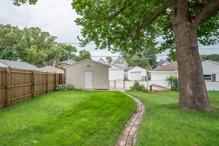 3132 S Burrell St, Milwaukee, WI 53207 - Photo 25